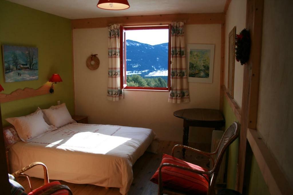 Chambres D'Hotes Le Serpoletレ・ザングル エクステリア 写真